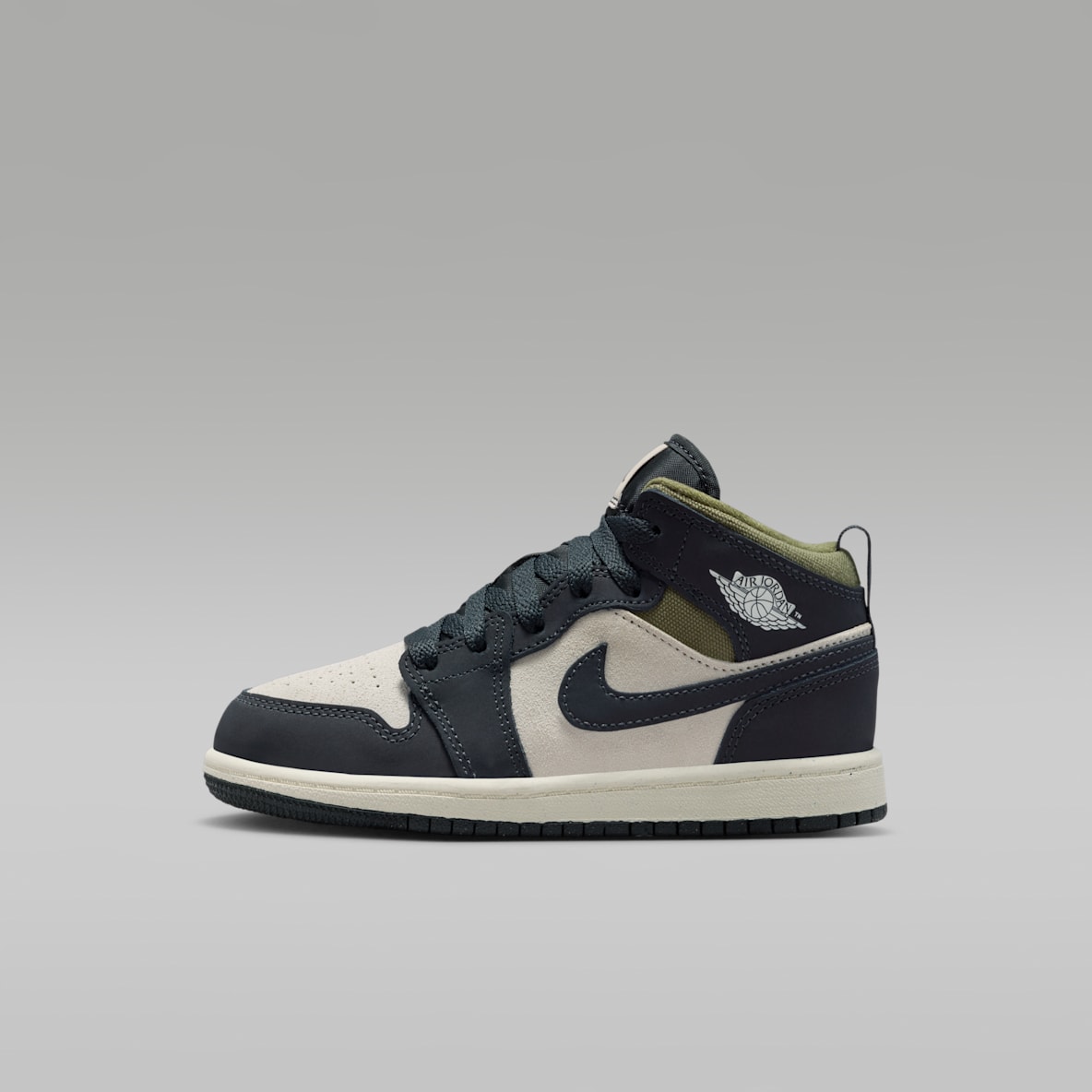 【新品】NikeWomen'sAirJordan1\"Medium Grey\" Nike Jordan 1 Mid - Buty sportowe damskie szare - Największy